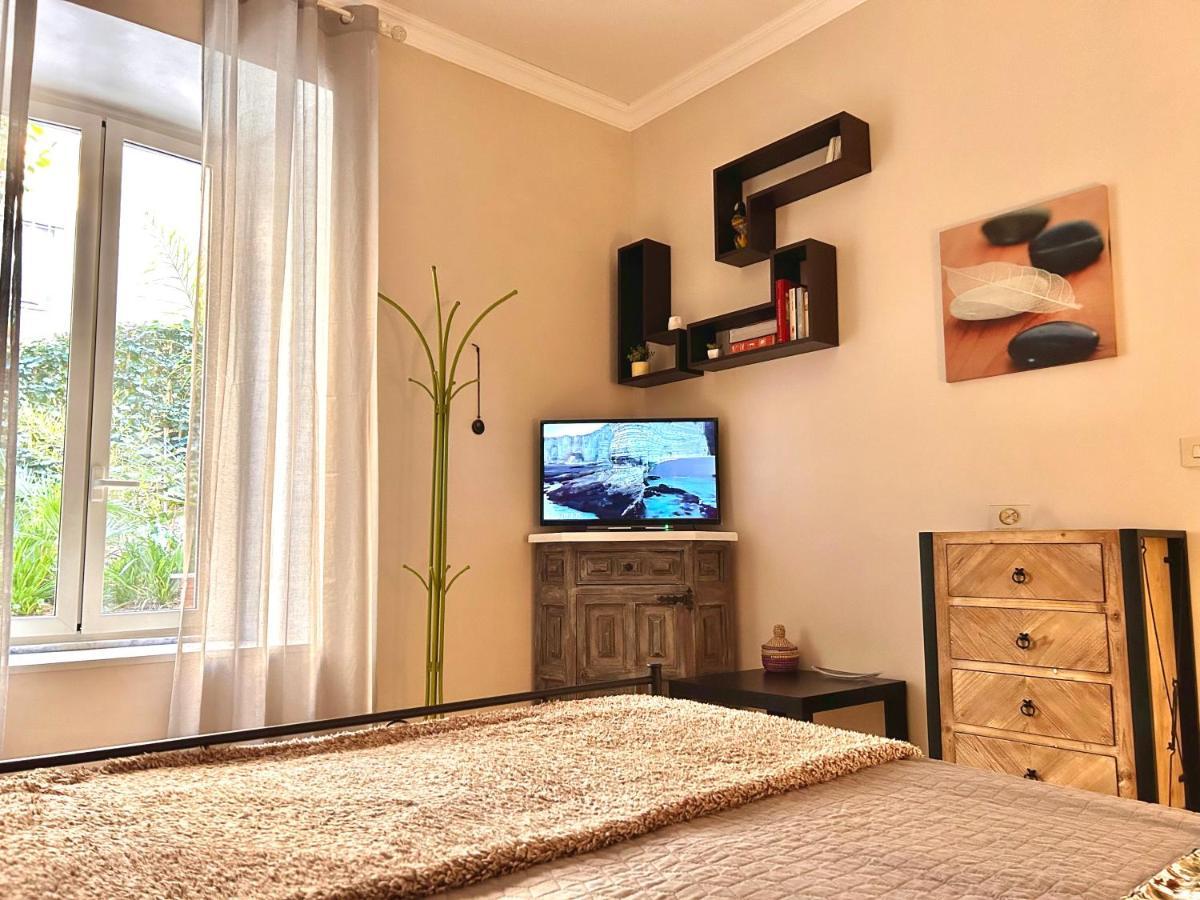 Casa vacanze Isola Roger - Con Giardino A Roma